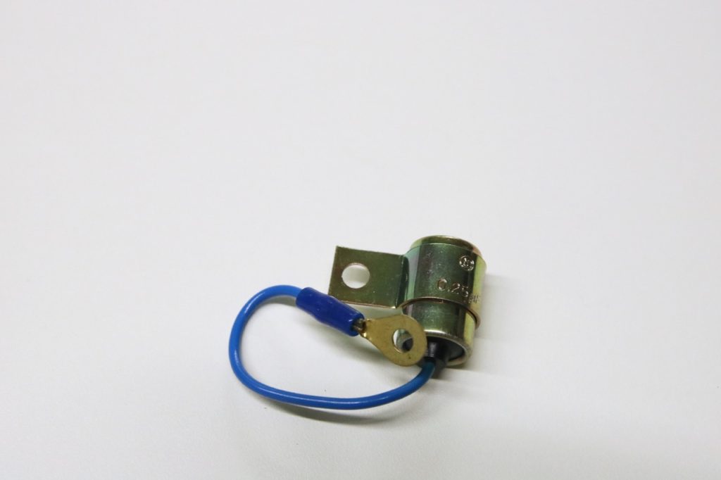 Condensateur d'allumage - Suzuki Carry DB71T